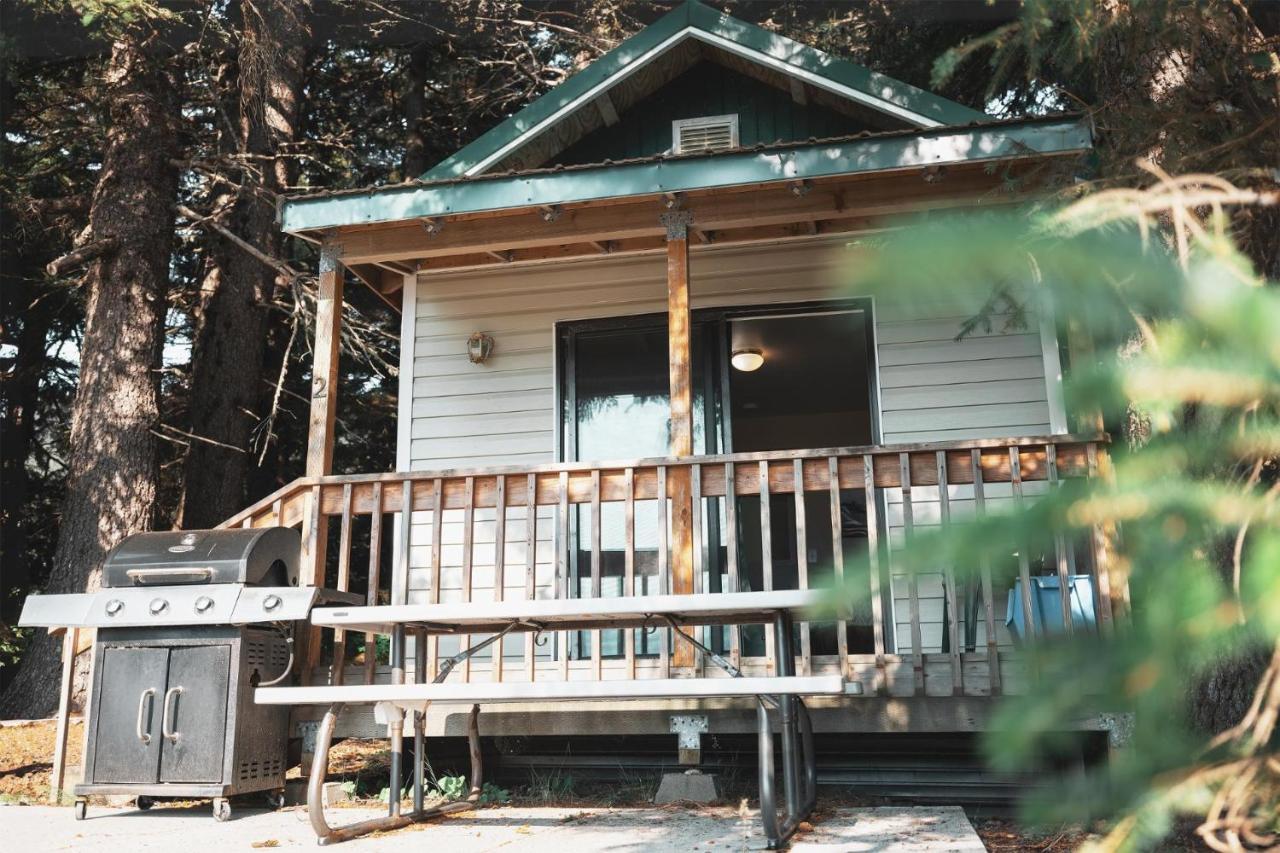 Cabin 1 Lynn View Lodge Хейнс Экстерьер фото